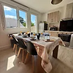 Maison Malabry En Hyper Centre Avec Jardin 6 Pers * Bressuire