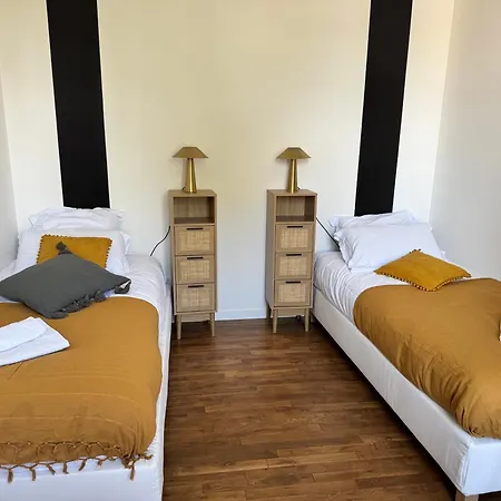 Maison Malabry En Hyper Centre Avec Jardin 6 Pers Vila Bressuire